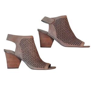 Vince Camuto Dastana Perforated Leather Peep-Toe Heels Sandals Grey 9.5